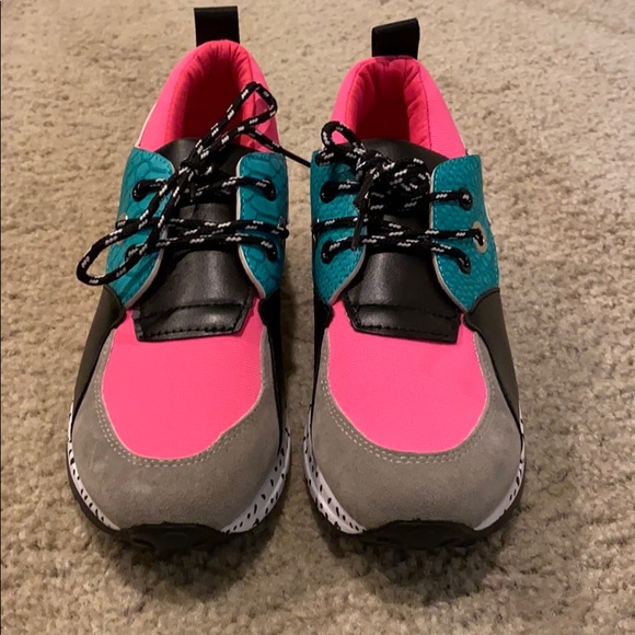 TOP Moda Pink and Teal Sneakers - Picture 1 of 4